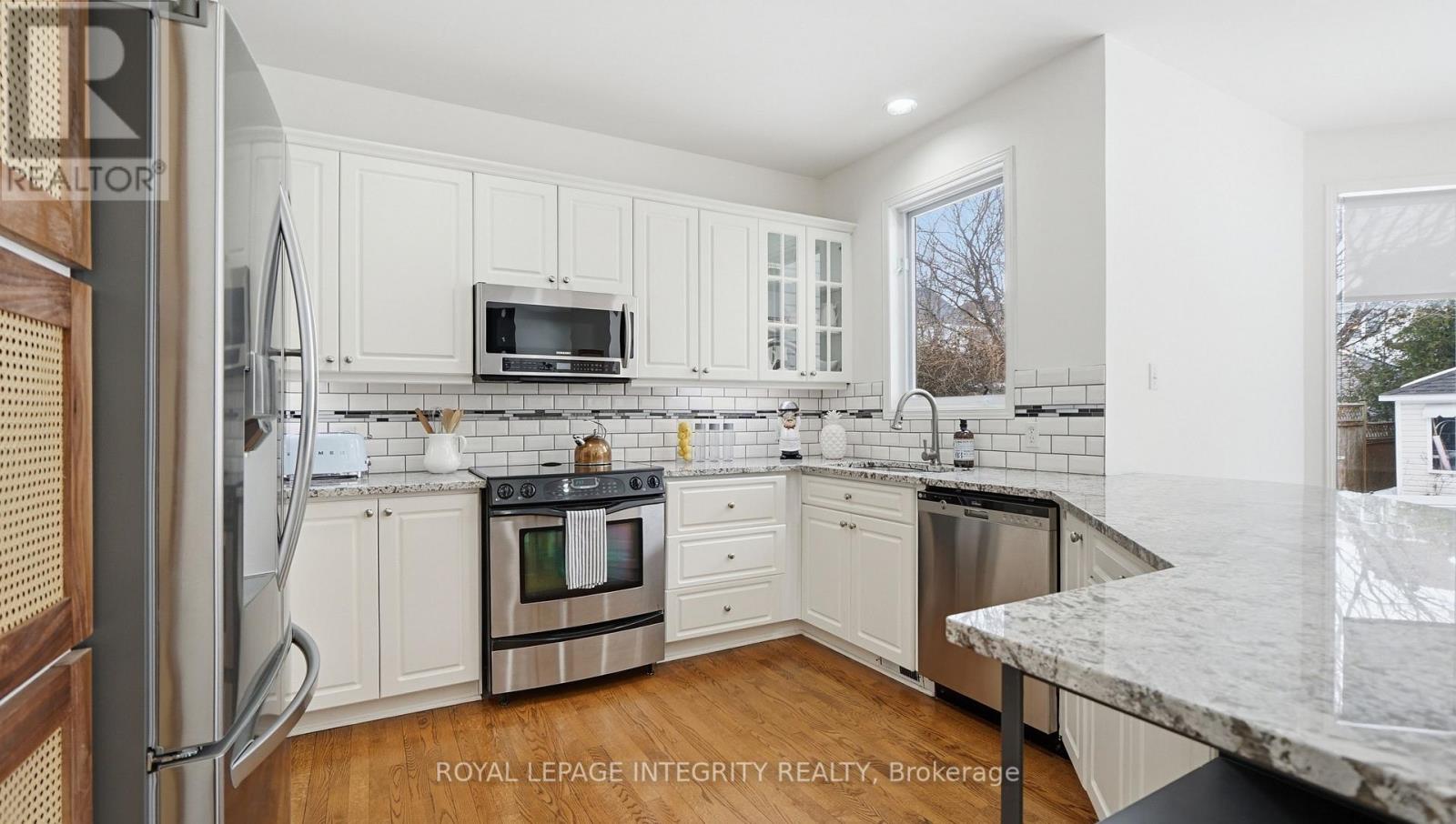 20 Farmfield Crescent, Ottawa, Ontario  K2M 2S9 - Photo 15 - X12847608