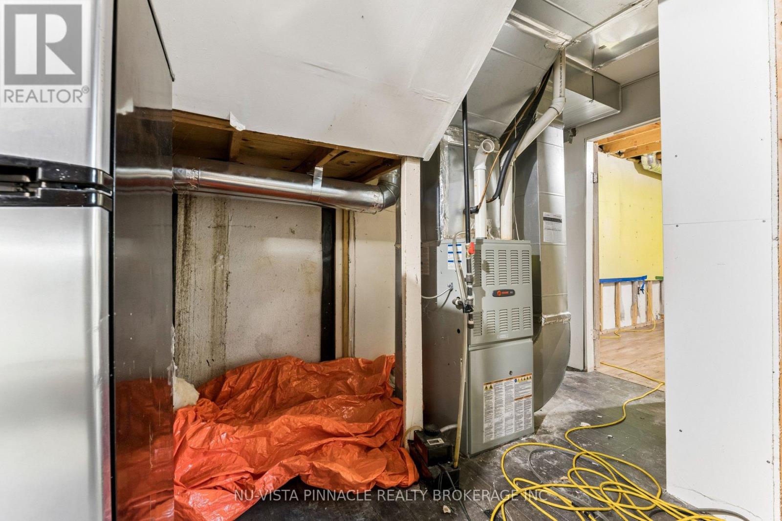 1627 Alwin Circle, Pickering, Ontario  L1V 2W1 - Photo 35 - E12875764