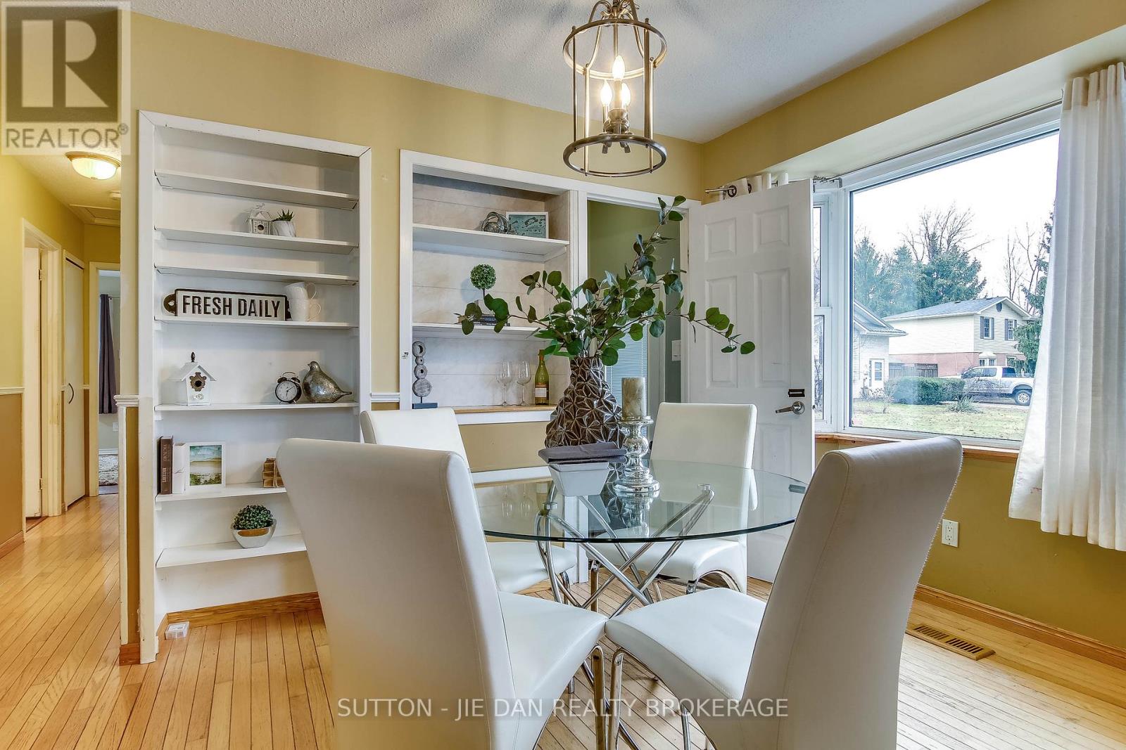 175 Brunswick Avenue, London North, Ontario  N6G 3K6 - Photo 4 - X12875876