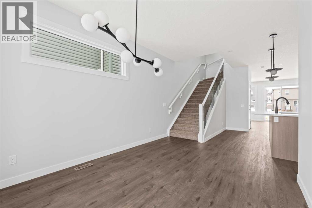 19819 45 Street Se, Calgary, Alberta  T3M 4B5 - Photo 5 - A2278416