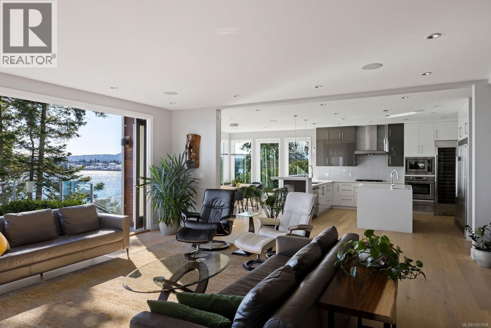 2355 Tryon Rd, North Saanich, British Columbia  V8L 5H8 - Photo 8 - 1027898