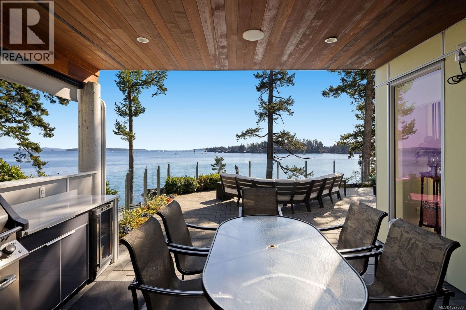 2355 Tryon Rd, North Saanich, British Columbia  V8L 5H8 - Photo 39 - 1027898