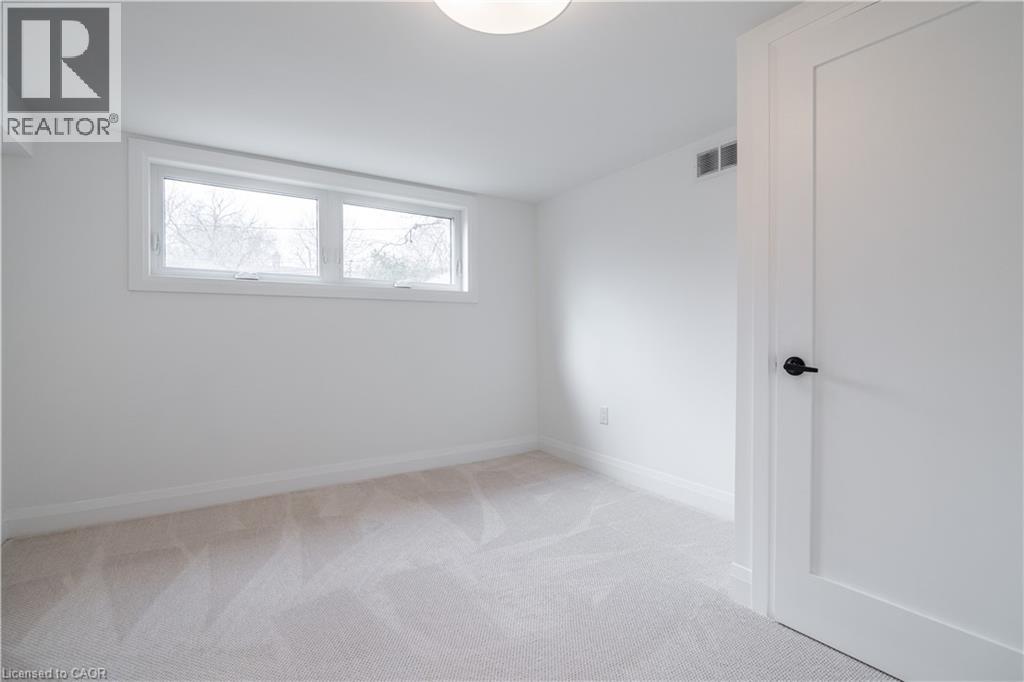 7 Glenmorris Drive, Hamilton, Ontario  L9H 1S5 - Photo 37 - 40811388