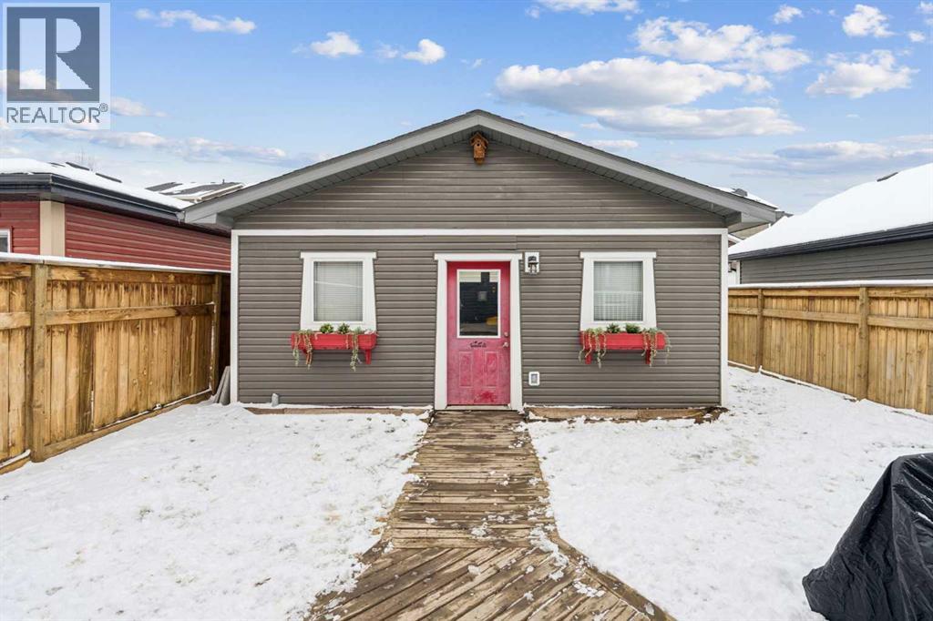 339 Fireside Place, Cochrane, Alberta  T4C 0R5 - Photo 27 - A2291891