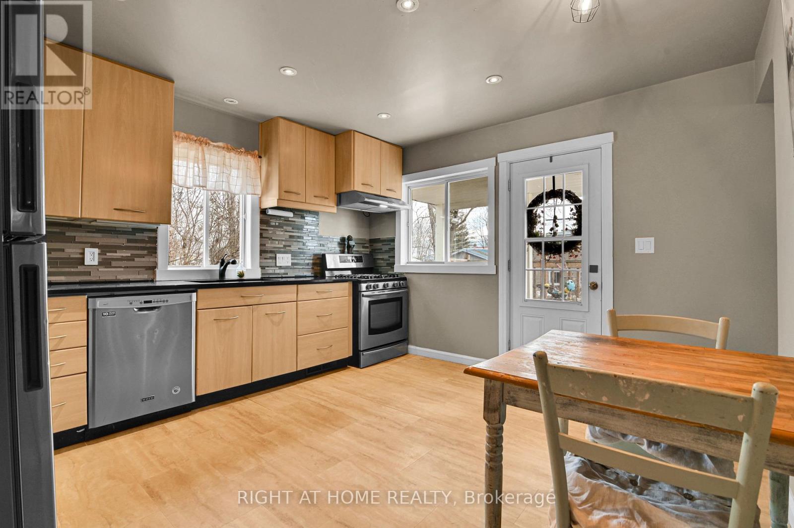 541 Albert Street, North Dundas, Ontario  K0C 2K0 - Photo 11 - X12875818