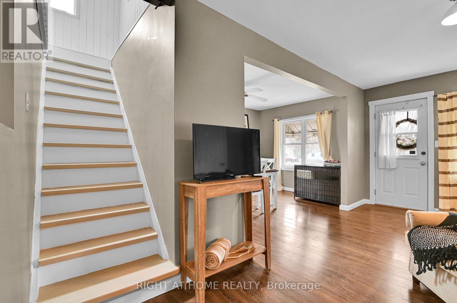 541 Albert Street, North Dundas, Ontario  K0C 2K0 - Photo 18 - X12875818