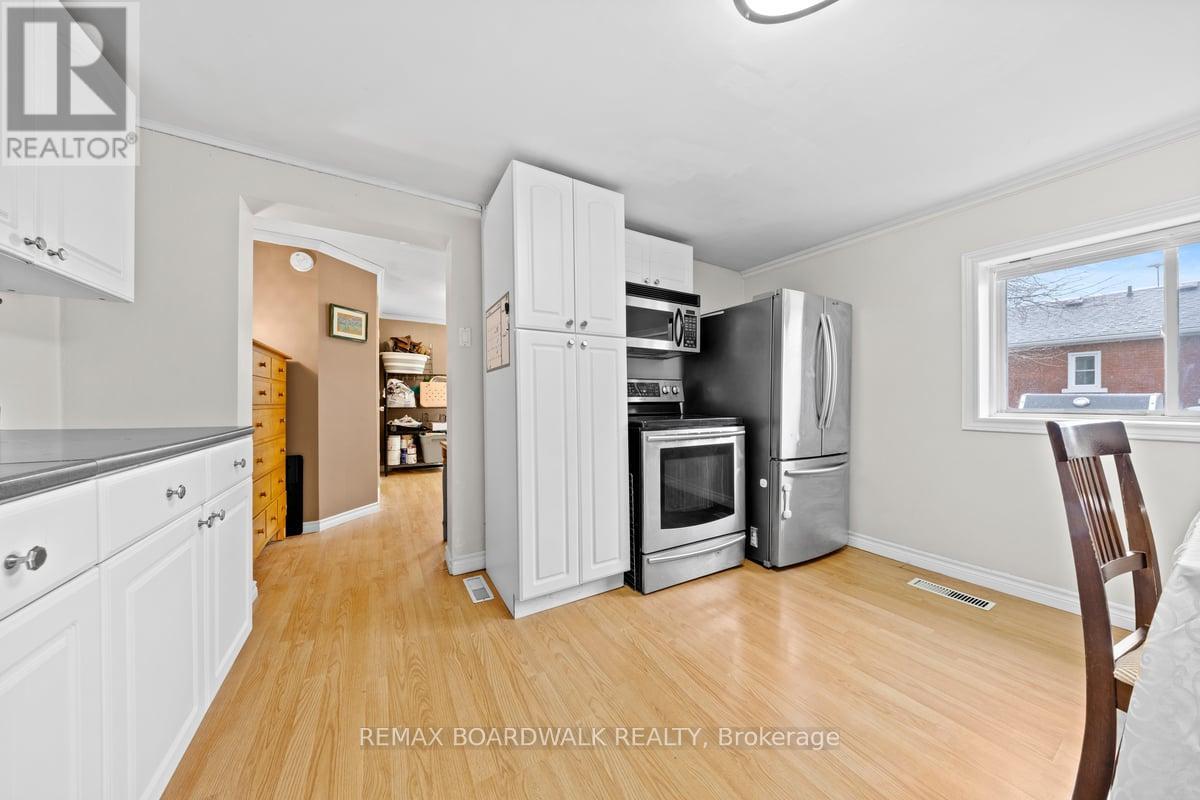 152 Townline Road E, Carleton Place, Ontario  K7C 2C3 - Photo 6 - X12875824