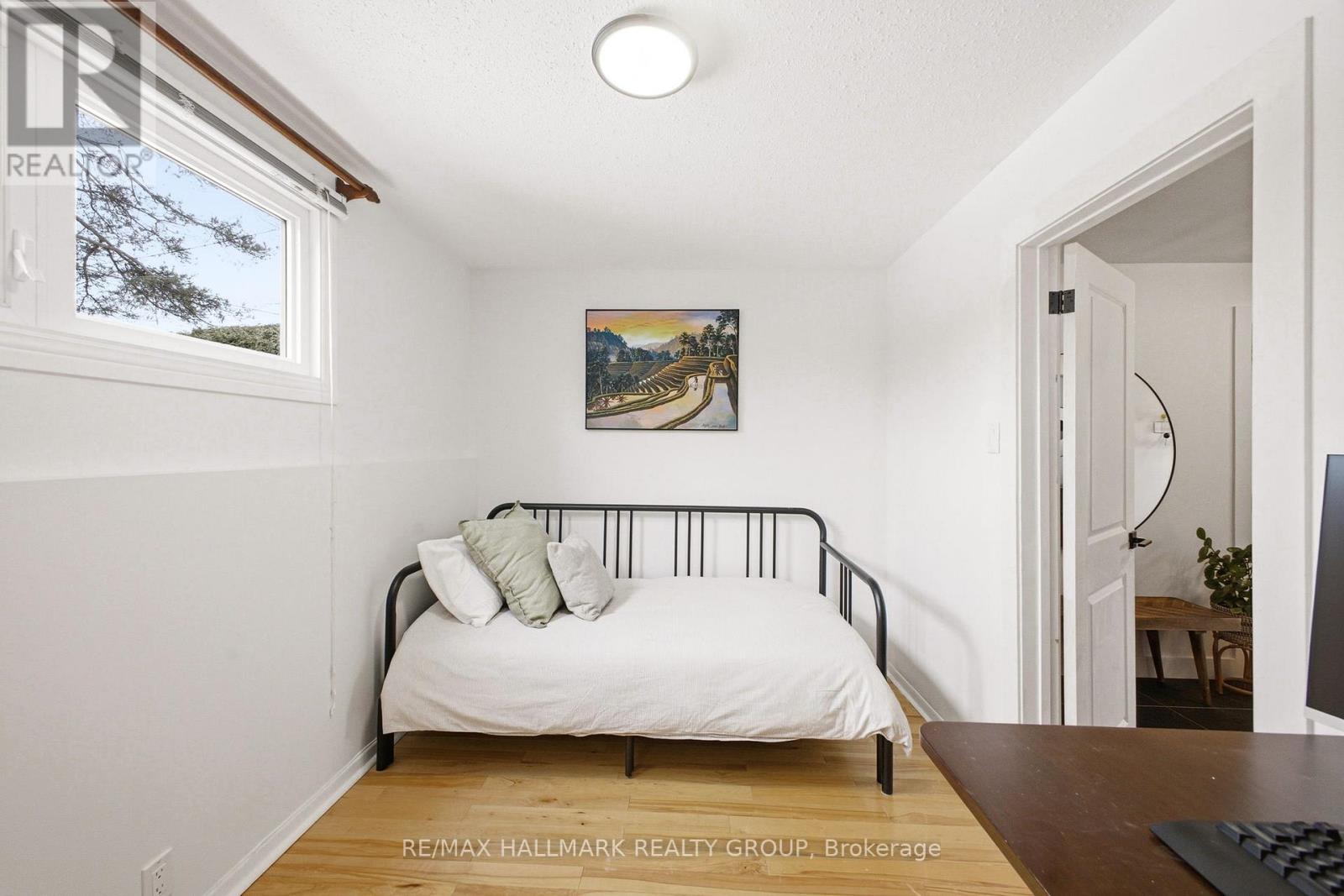 38 Harlowe Crescent, Ottawa, Ontario  K2H 5P1 - Photo 29 - X12875856