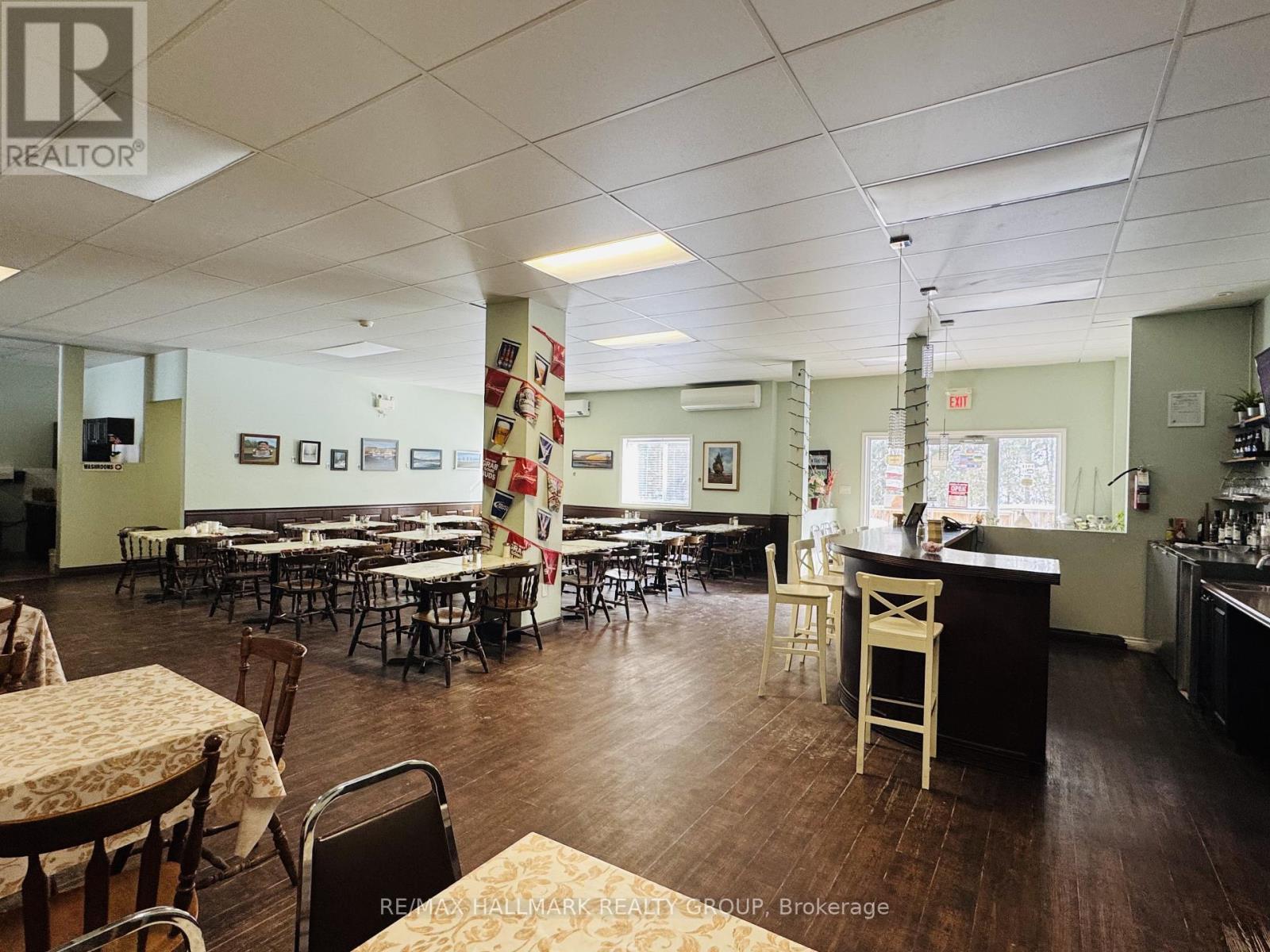 33 Queen St Street, North Stormont, Ontario  K0A 1R0 - Photo 4 - X12875904