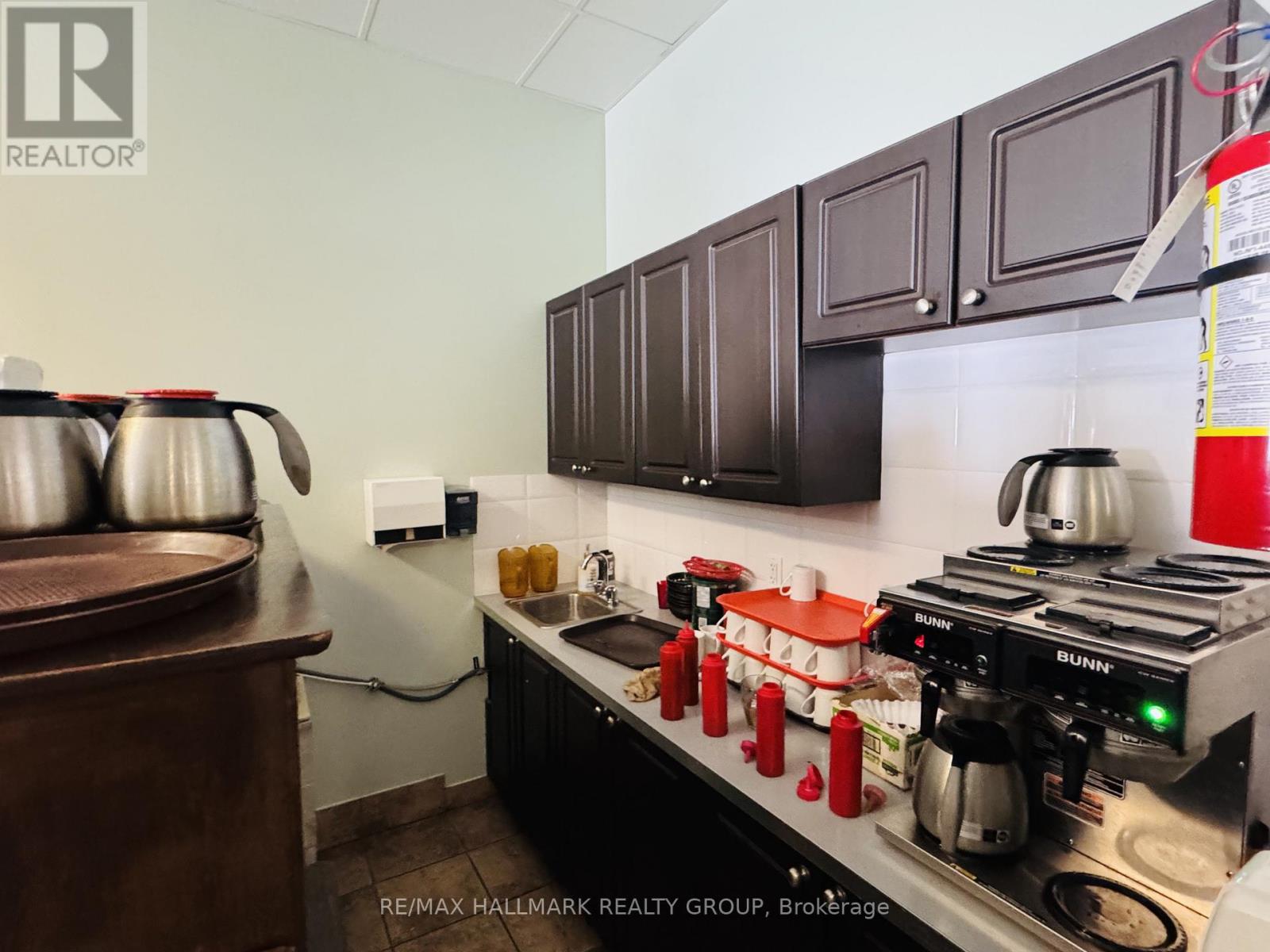 33 Queen St Street, North Stormont, Ontario  K0A 1R0 - Photo 8 - X12875904