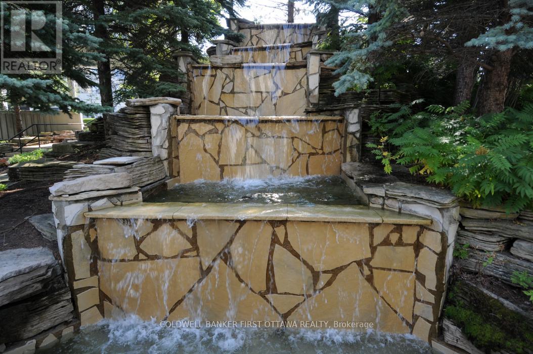 2303 - 1510 Riverside Drive, Ottawa, Ontario  K1G 4X5 - Photo 28 - X12875942