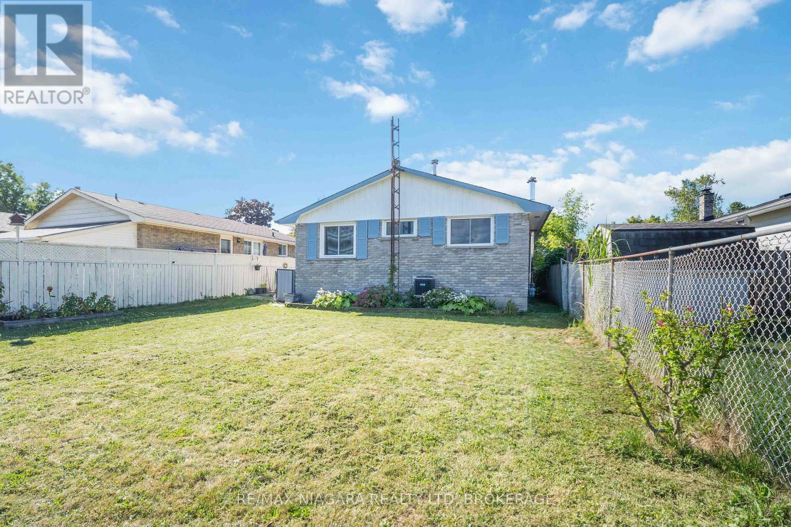 5 Thorncliff Drive, St. Catharines, Ontario  L2P 3N2 - Photo 17 - X12875938