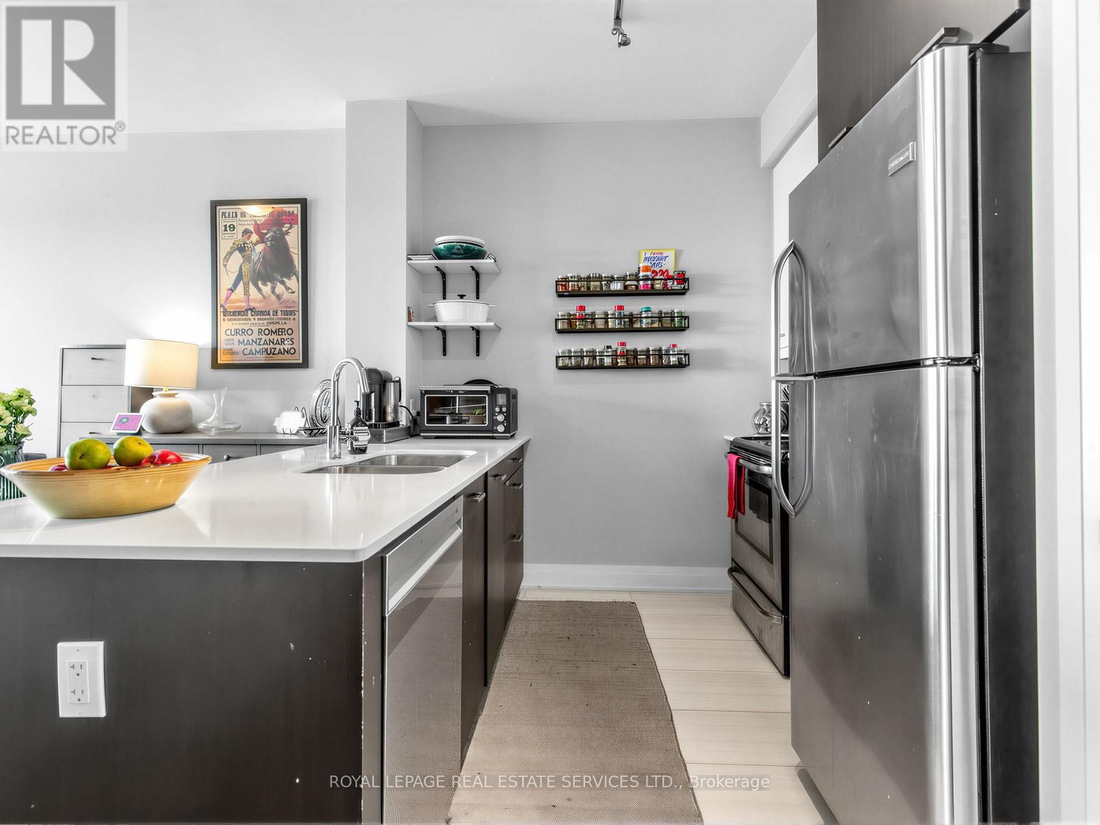 509 - 530 St Clair Avenue W, Toronto, Ontario  M6C 0A2 - Photo 10 - C12875768