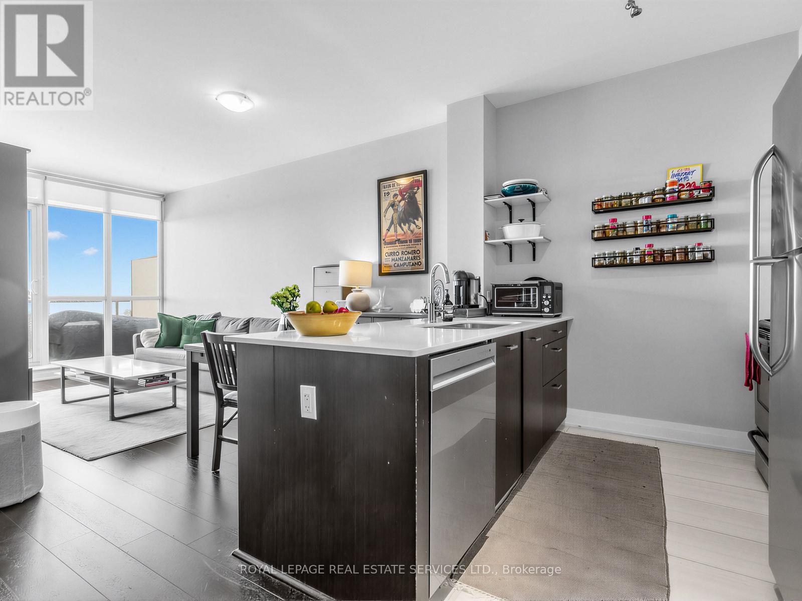 509 - 530 St Clair Avenue W, Toronto, Ontario  M6C 0A2 - Photo 13 - C12875768