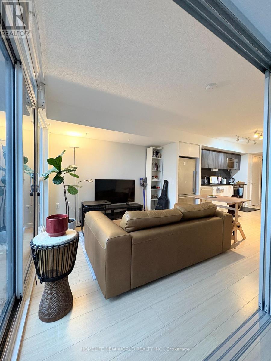 905 - 85 Queens Wharf Road, Toronto, Ontario  M5V 0J9 - Photo 7 - C12875860