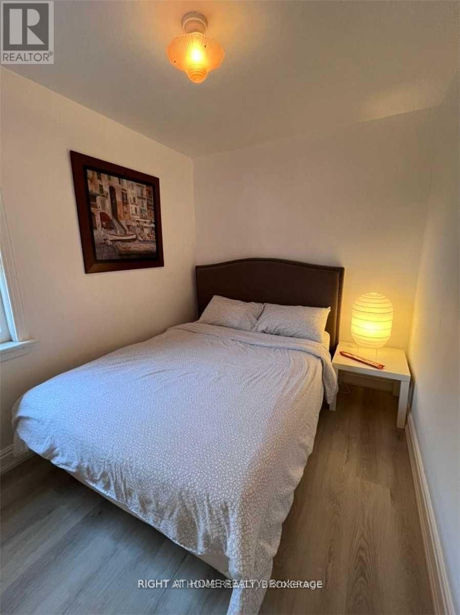 280 Woburn Avenue, Toronto, Ontario  M5M 1K9 - Photo 10 - C12875886