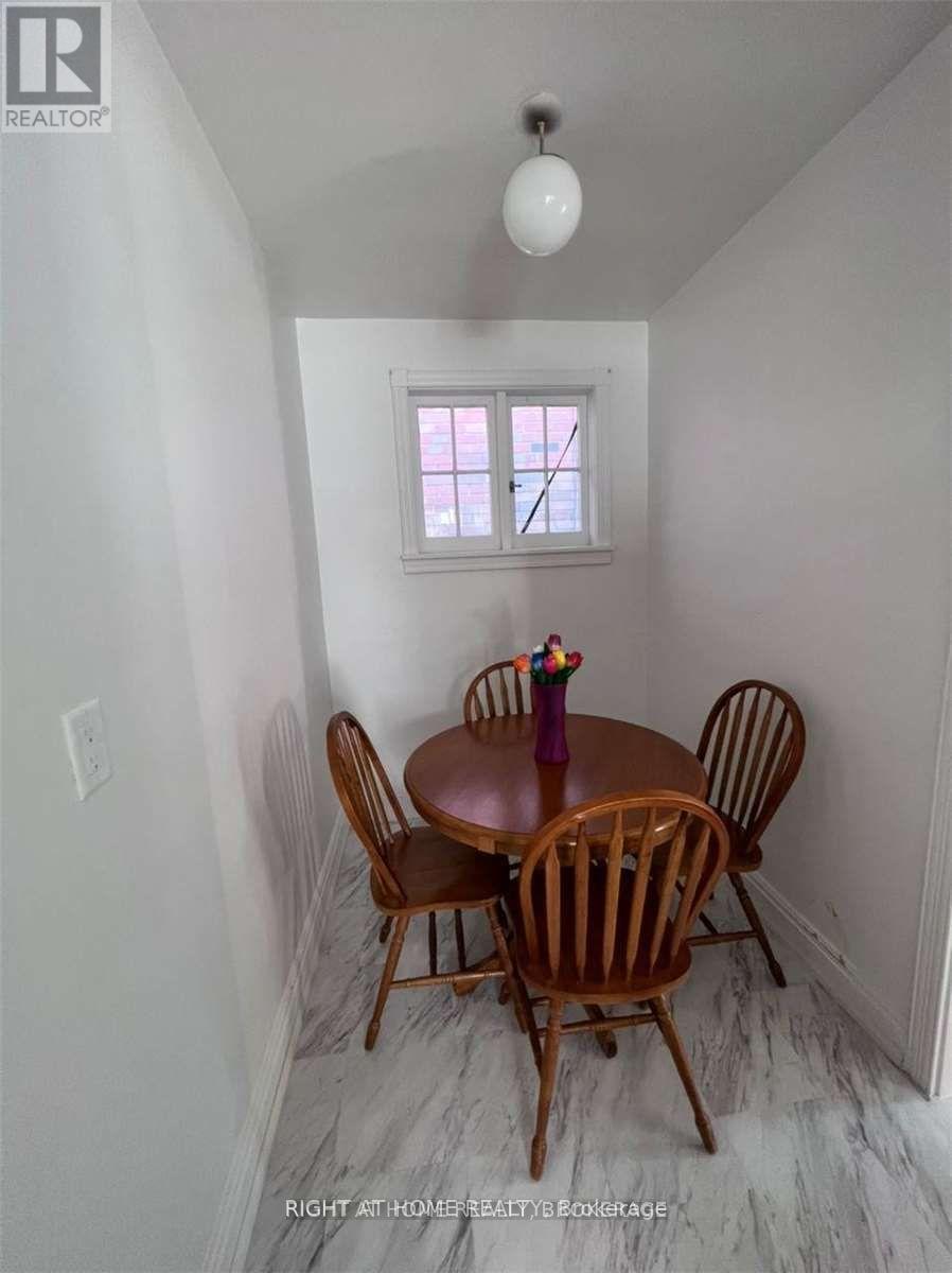 280 Woburn Avenue, Toronto, Ontario  M5M 1K9 - Photo 5 - C12875886