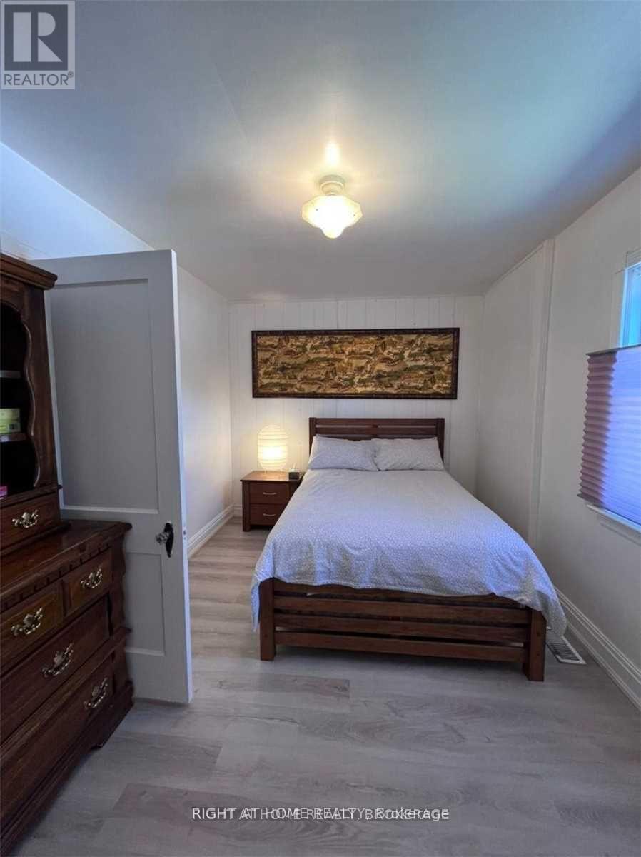 280 Woburn Avenue, Toronto, Ontario  M5M 1K9 - Photo 8 - C12875886