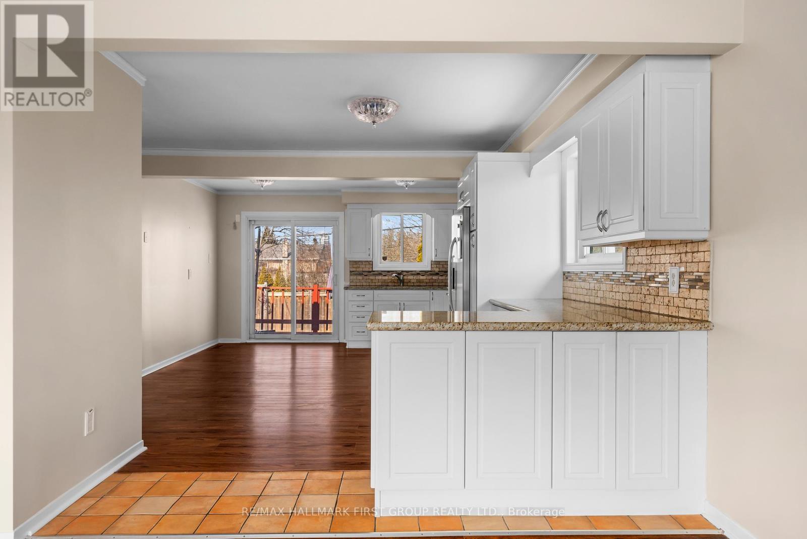 1456 Parkham Crescent, Pickering, Ontario  L1W 2Z2 - Photo 11 - E12875776