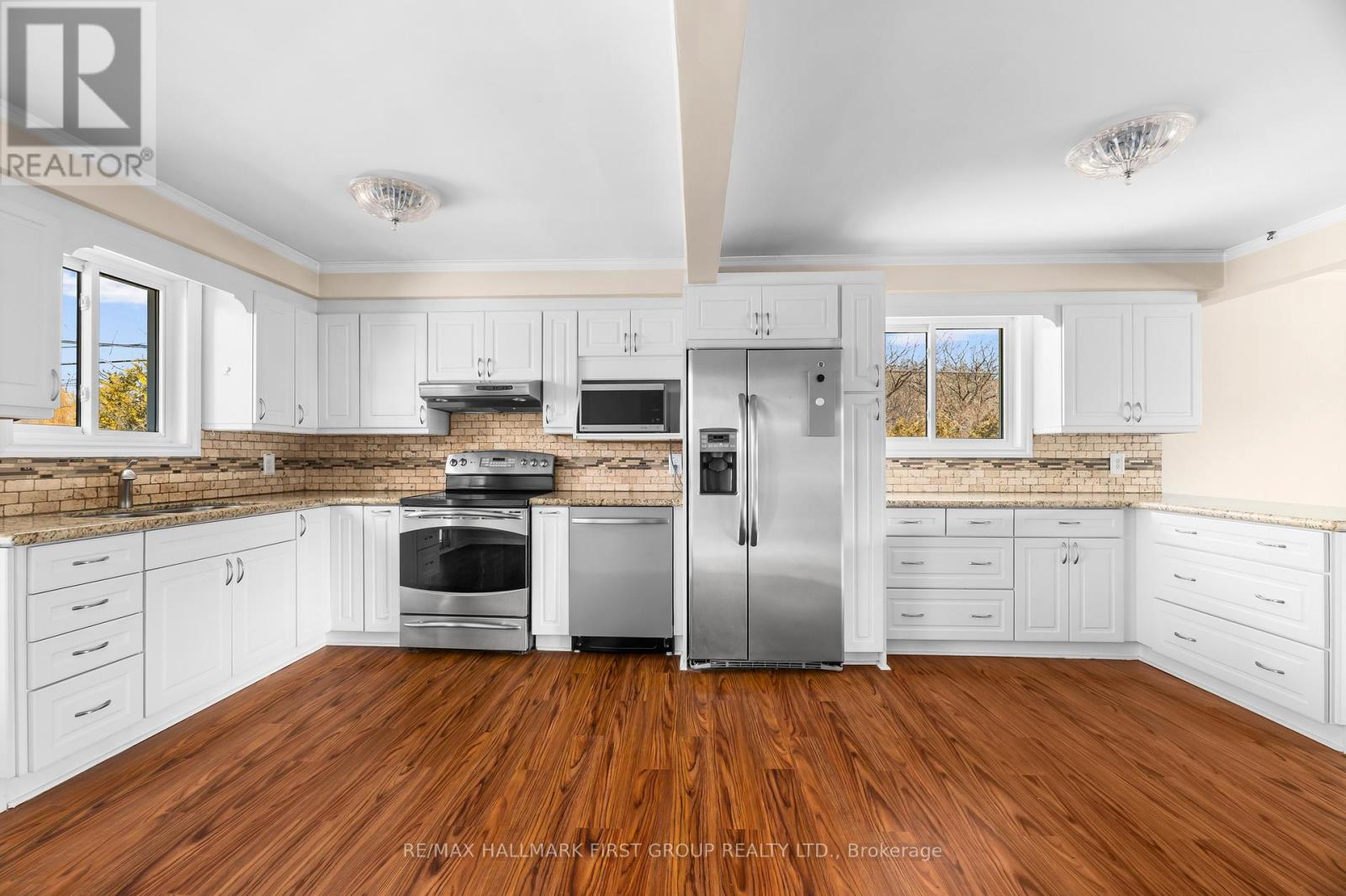 1456 Parkham Crescent, Pickering, Ontario  L1W 2Z2 - Photo 13 - E12875776