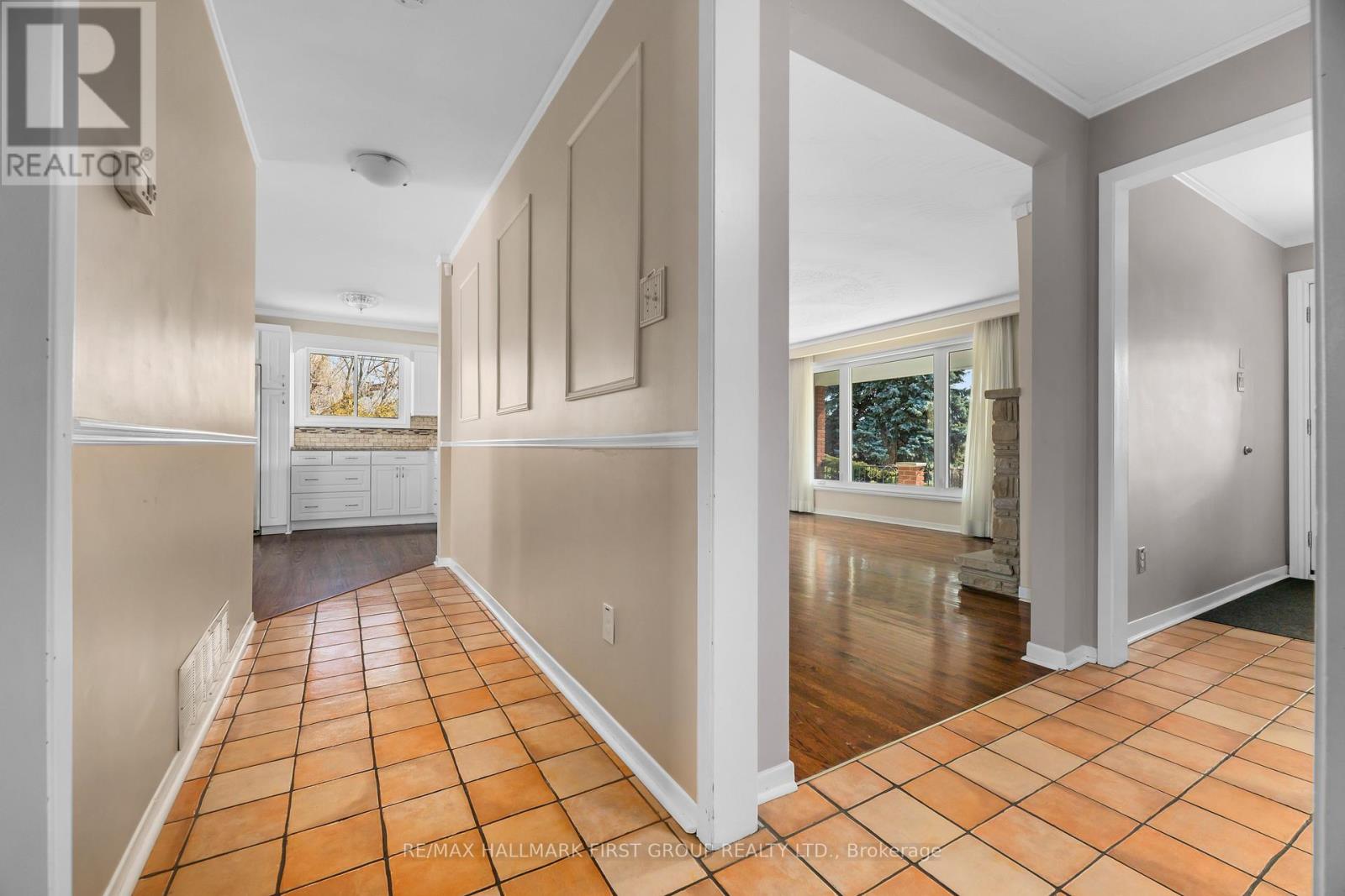 1456 Parkham Crescent, Pickering, Ontario  L1W 2Z2 - Photo 14 - E12875776