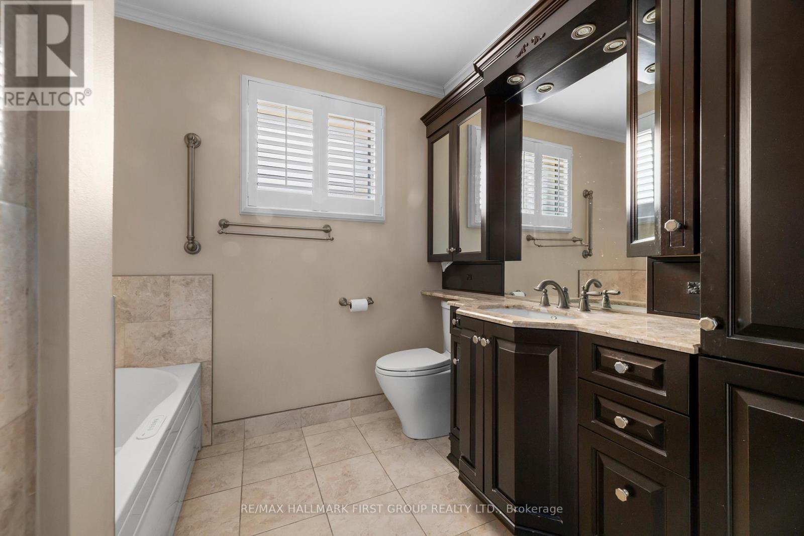 1456 Parkham Crescent, Pickering, Ontario  L1W 2Z2 - Photo 18 - E12875776