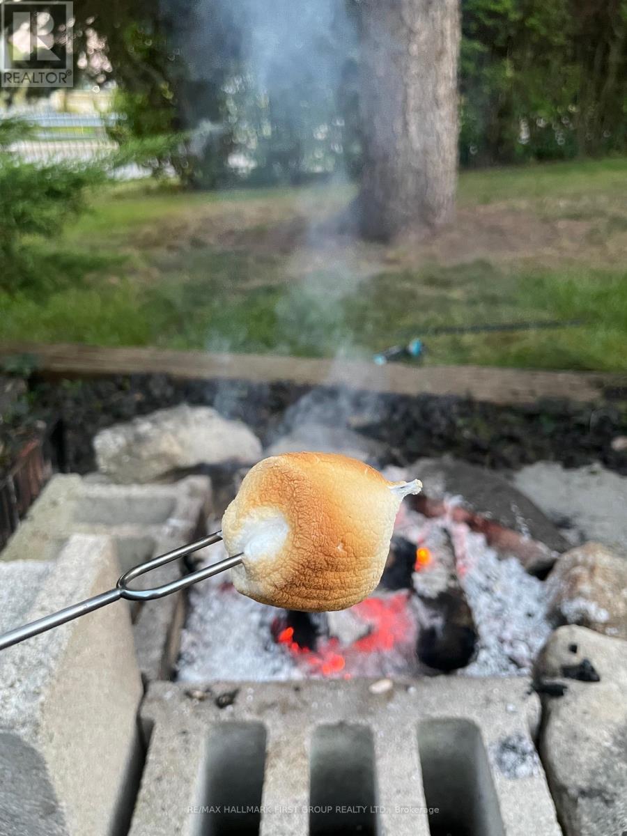 1456 Parkham Crescent, Pickering, Ontario  L1W 2Z2 - Photo 36 - E12875776