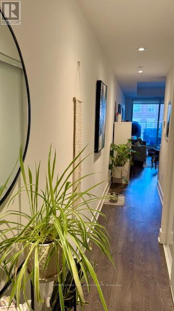 204 - 1888 Queen Street E, Toronto, Ontario  M4L 1H4 - Photo 1 - E12875802