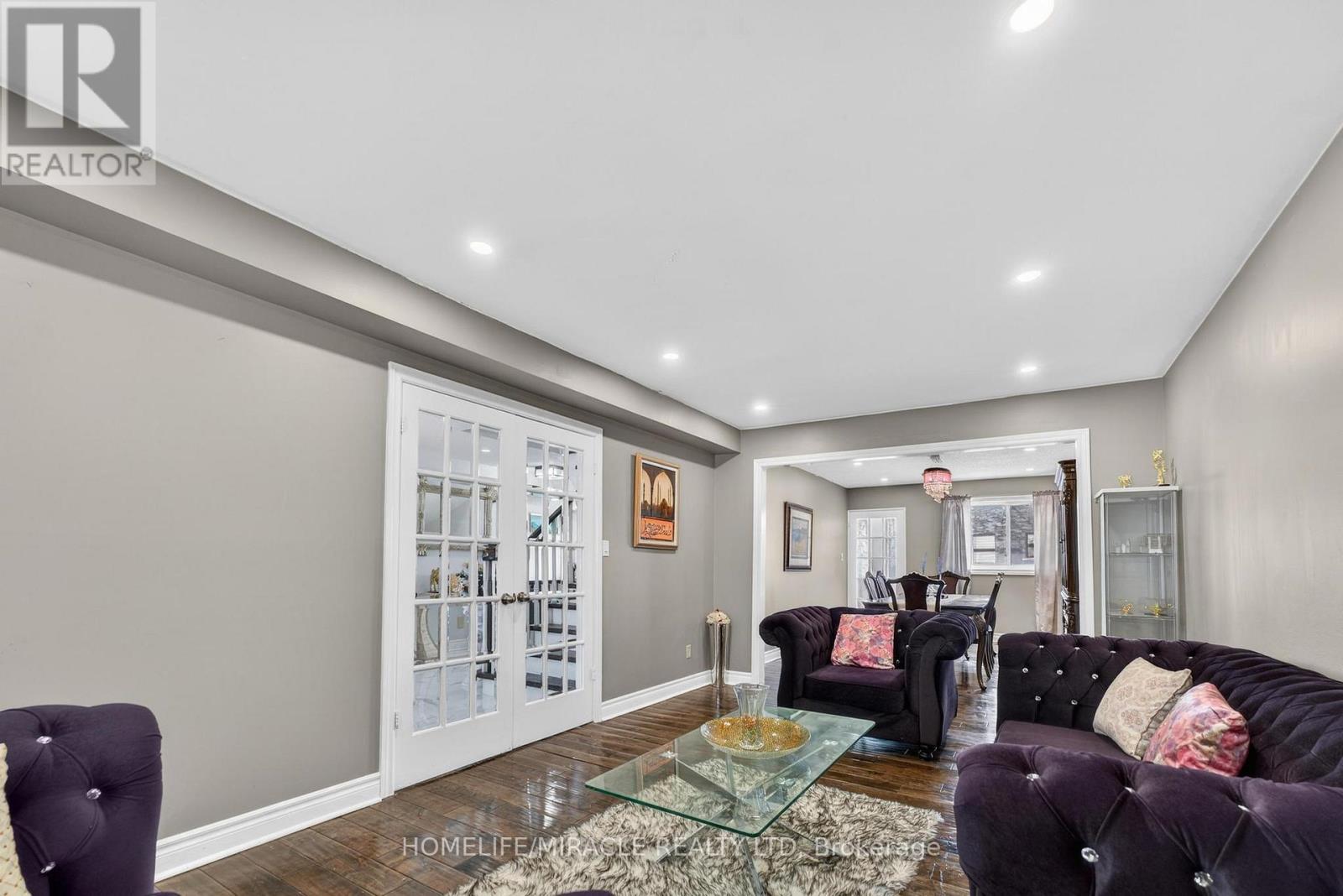 1002 Rambleberry Avenue, Pickering, Ontario  L1V 5Y3 - Photo 18 - E12875842