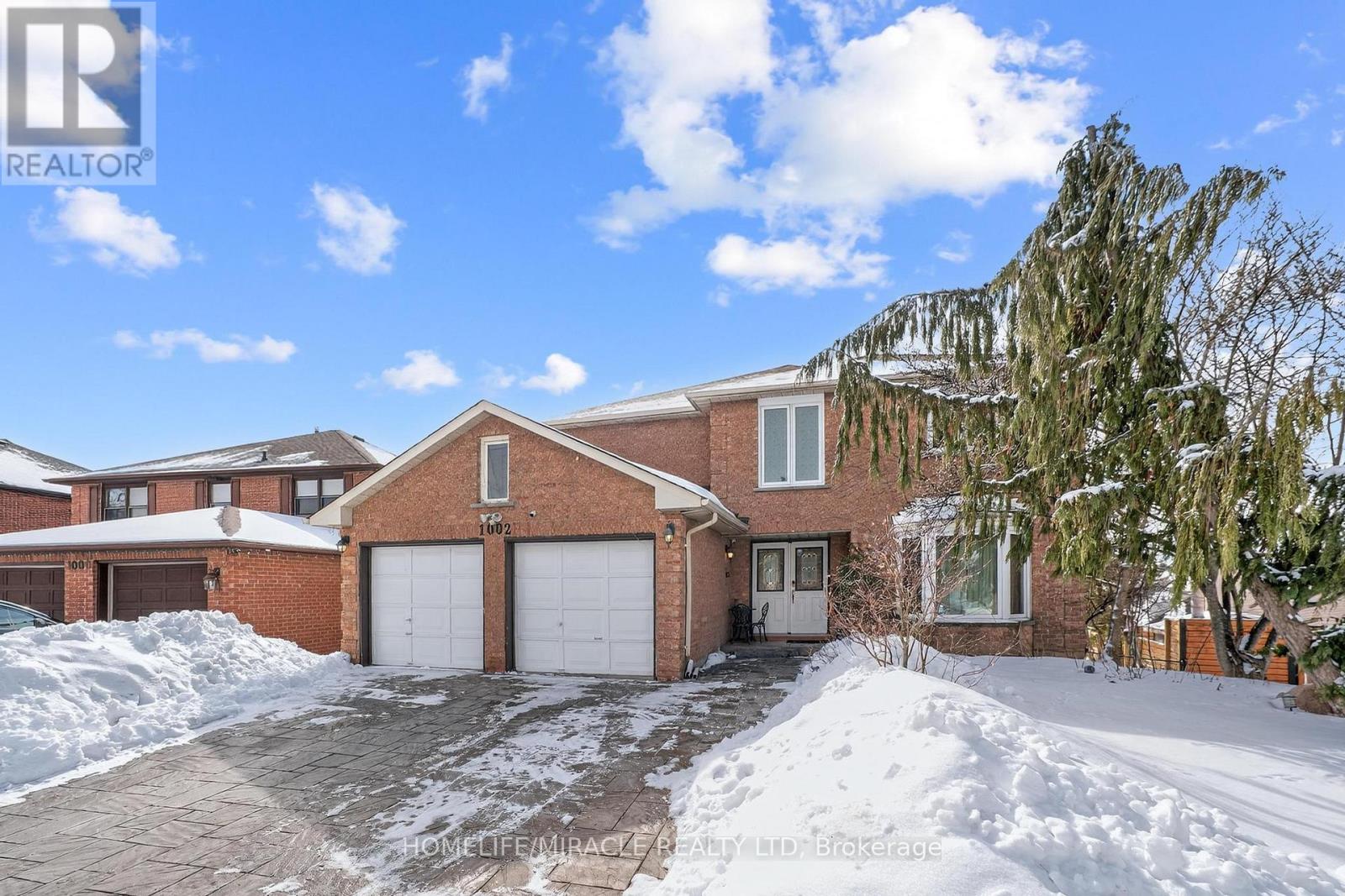 1002 Rambleberry Avenue, Pickering, Ontario  L1V 5Y3 - Photo 2 - E12875842