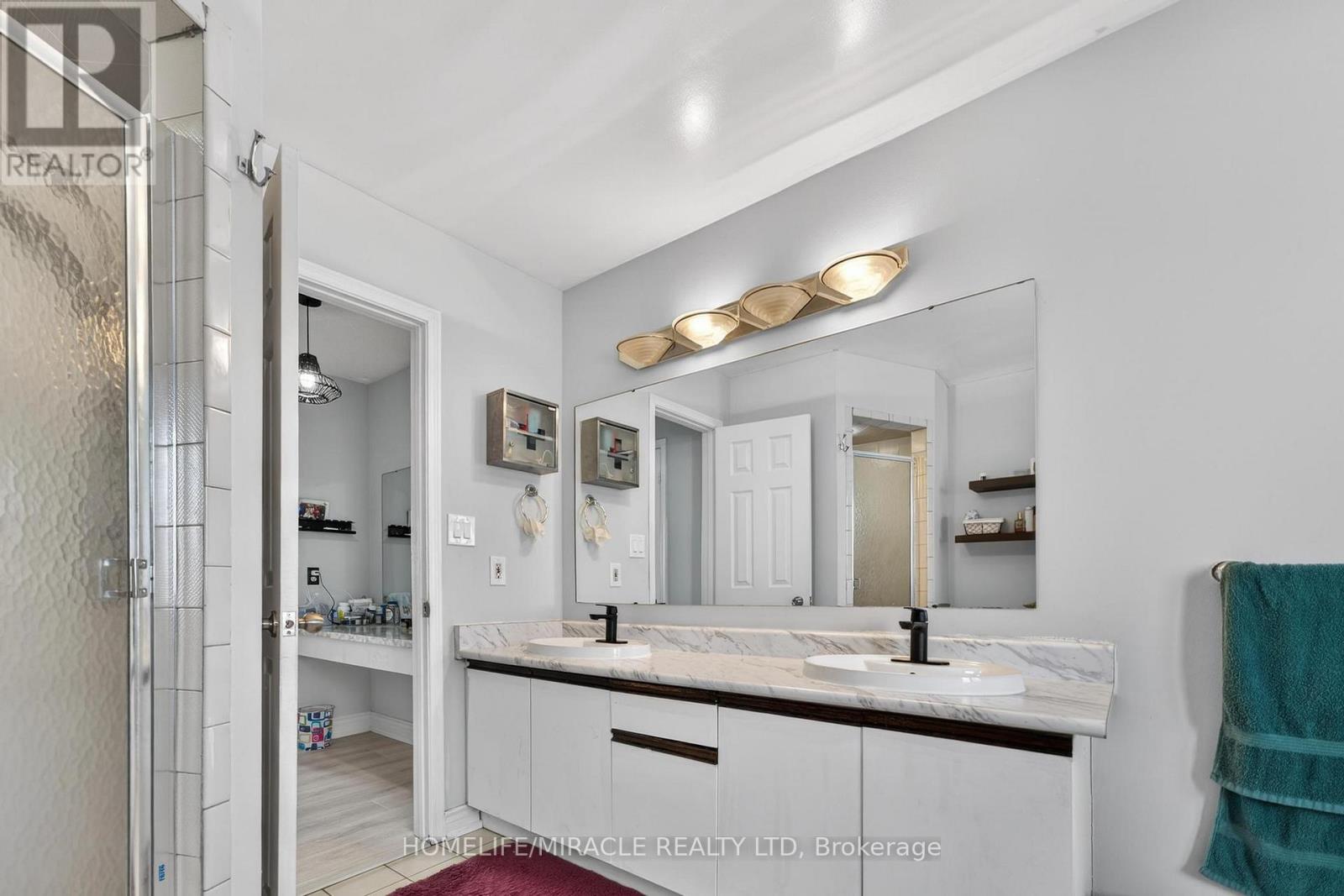 1002 Rambleberry Avenue, Pickering, Ontario  L1V 5Y3 - Photo 39 - E12875842