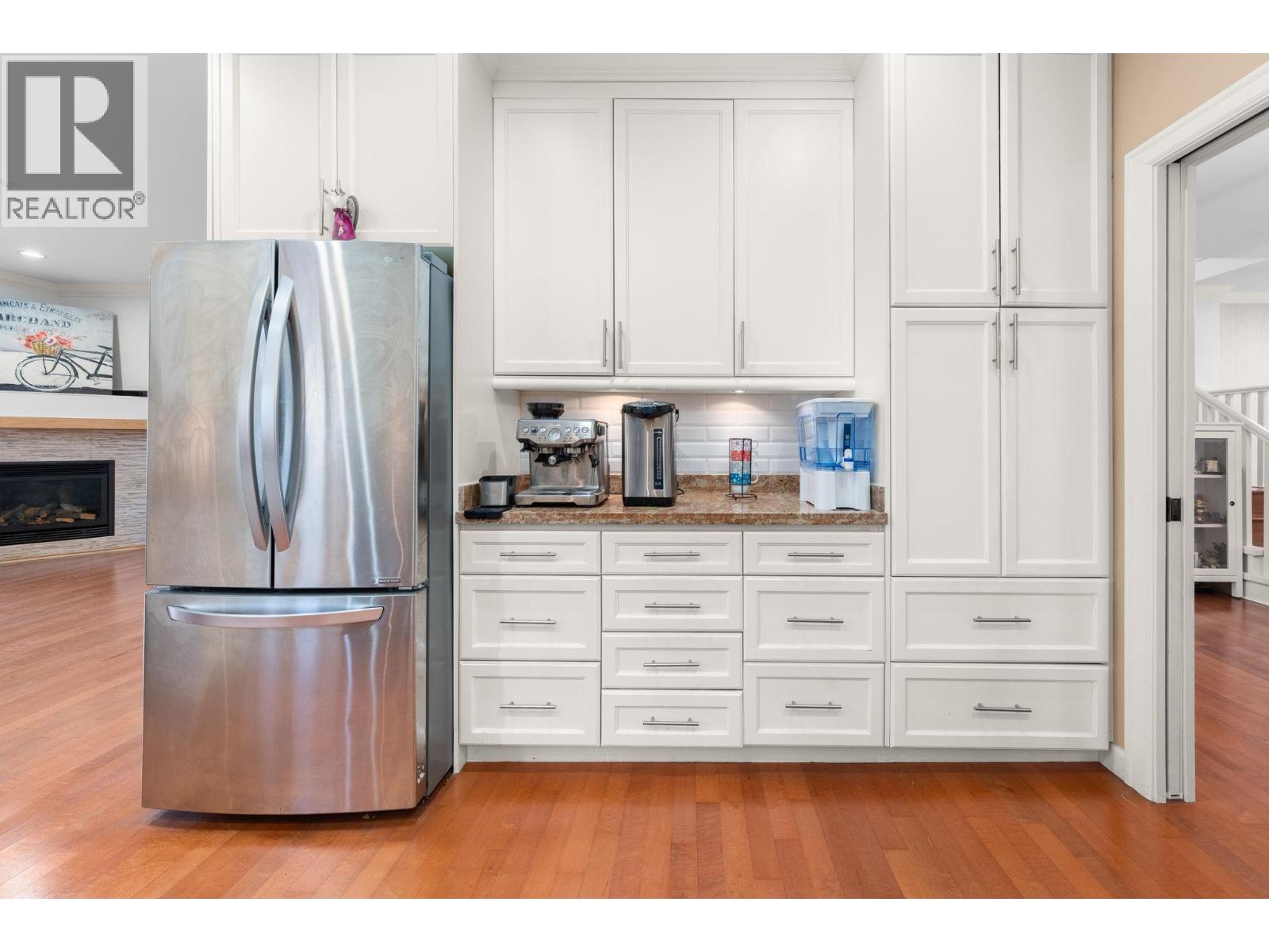 341 E 8th Street, North Vancouver, British Columbia  V7L 1Z2 - Photo 12 - R3099139