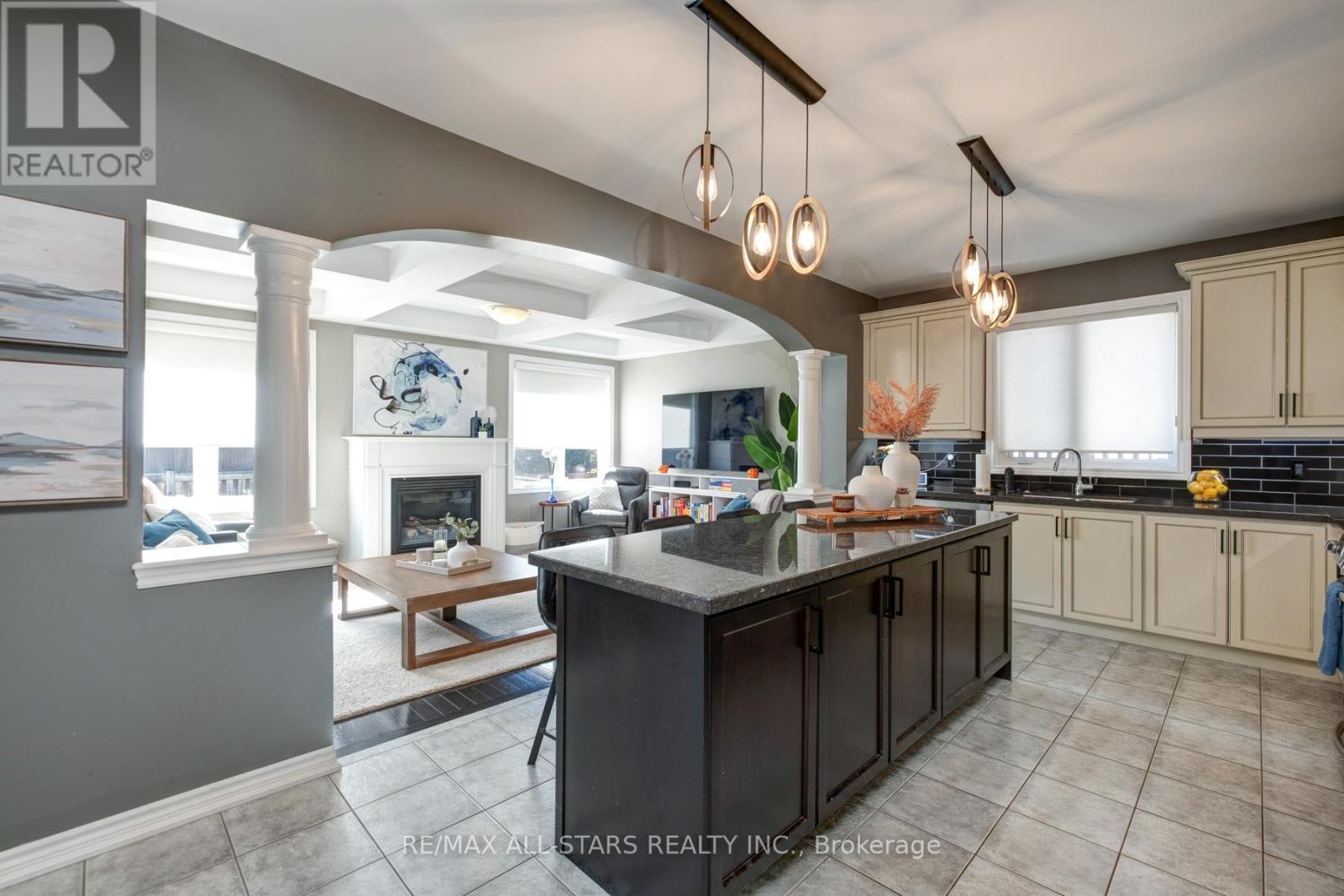 45 Jarrow Crescent, Whitby, Ontario  L1M 0H2 - Photo 18 - E12875866