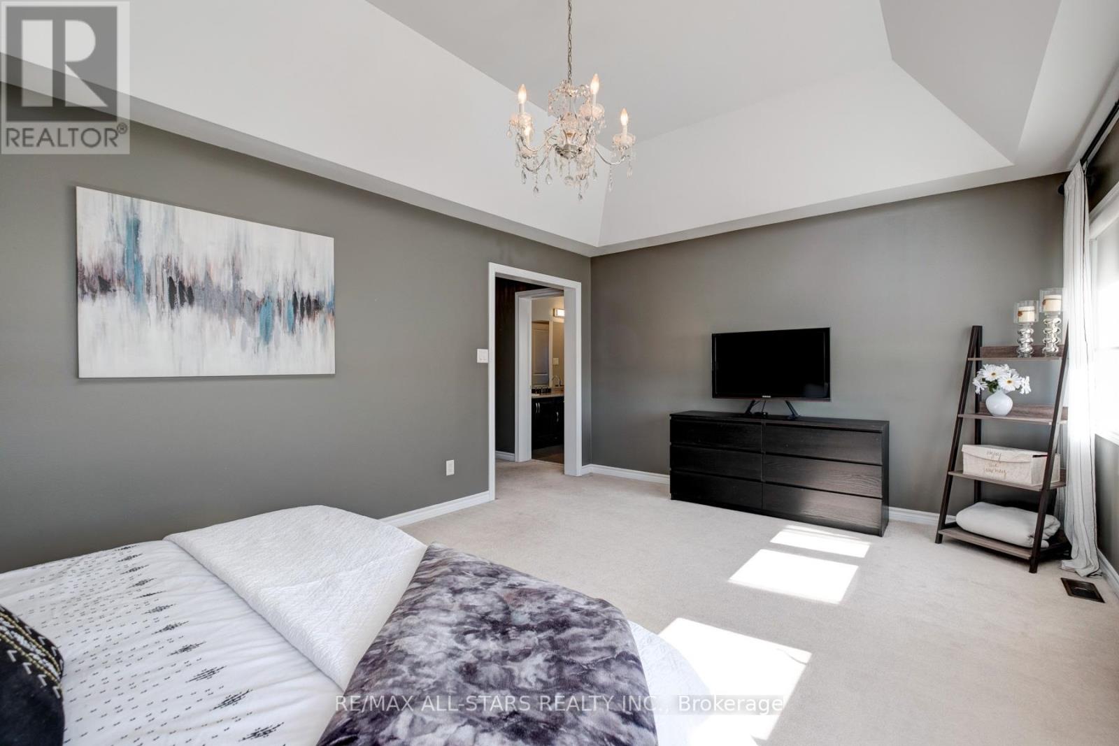 45 Jarrow Crescent, Whitby, Ontario  L1M 0H2 - Photo 34 - E12875866