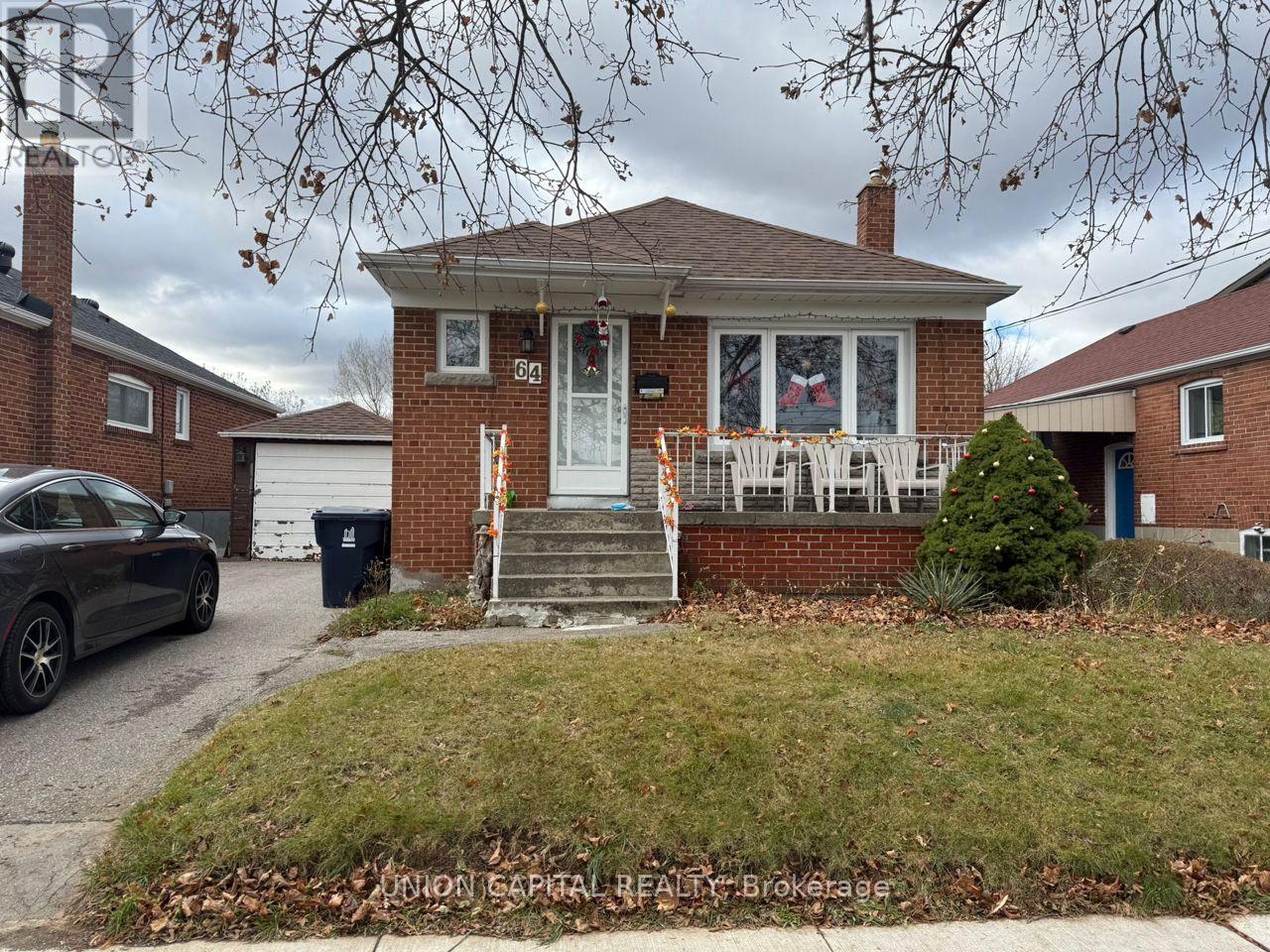 Lower - 64 Delwood Drive, Toronto (Clairlea-Birchmount), Ontario  M1L 2S7 - Photo 1 - E12875882