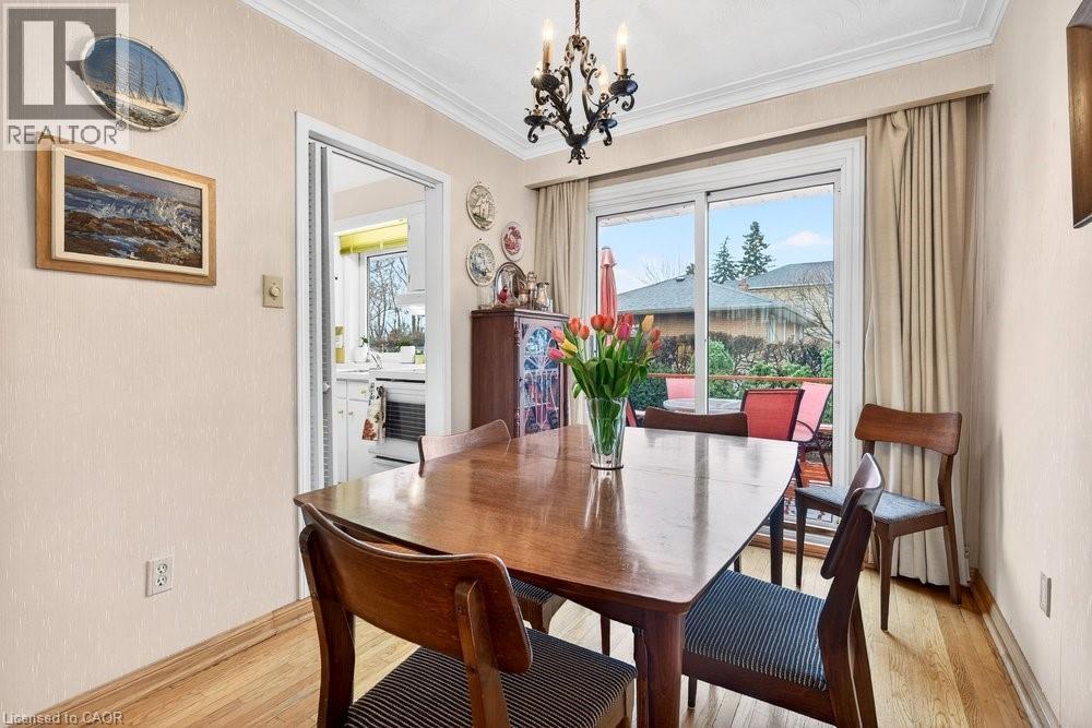 387 Walton Street, Oakville, Ontario  L6K 1R7 - Photo 13 - 40811314