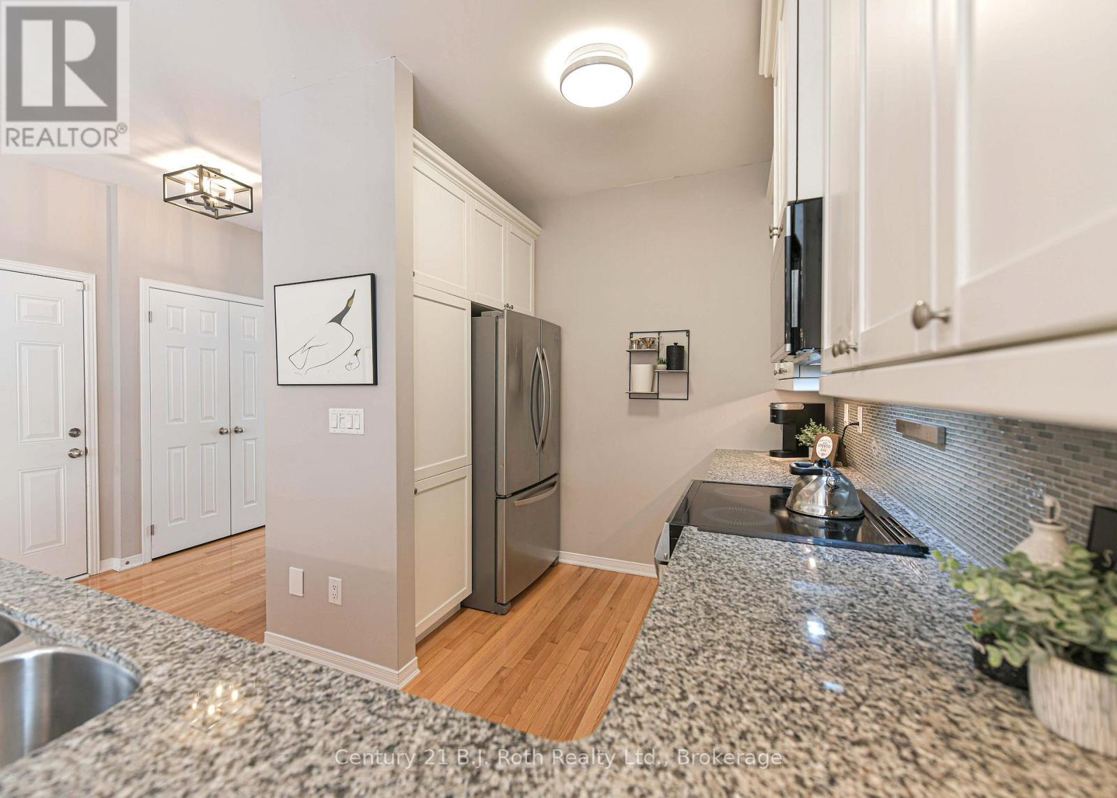 63 - 3319 Beach Club Boulevard, Severn (West Shore), Ontario  L3V 0E1 - Photo 16 - S12875820