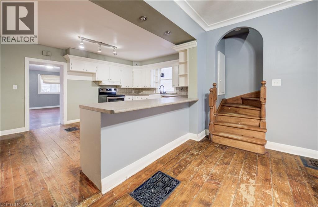 255 N Livingstone Avenue N, Listowel, Ontario  N4W 1P8 - Photo 14 - 40810915