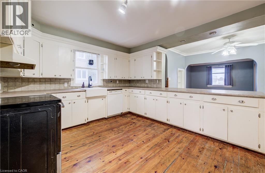 255 N Livingstone Avenue N, Listowel, Ontario  N4W 1P8 - Photo 16 - 40810915