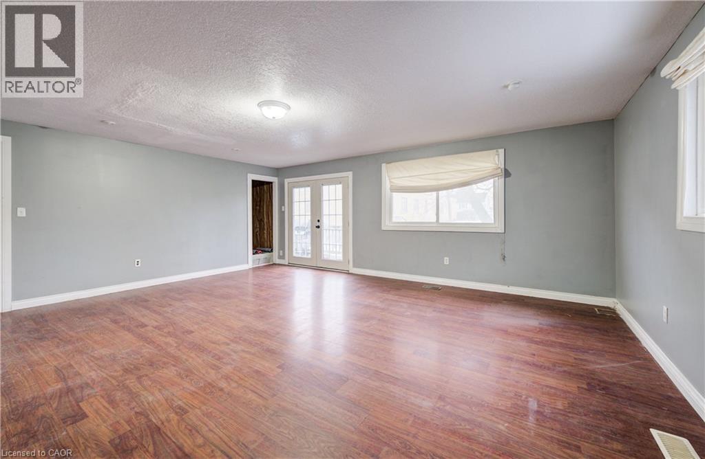 255 N Livingstone Avenue N, Listowel, Ontario  N4W 1P8 - Photo 22 - 40810915