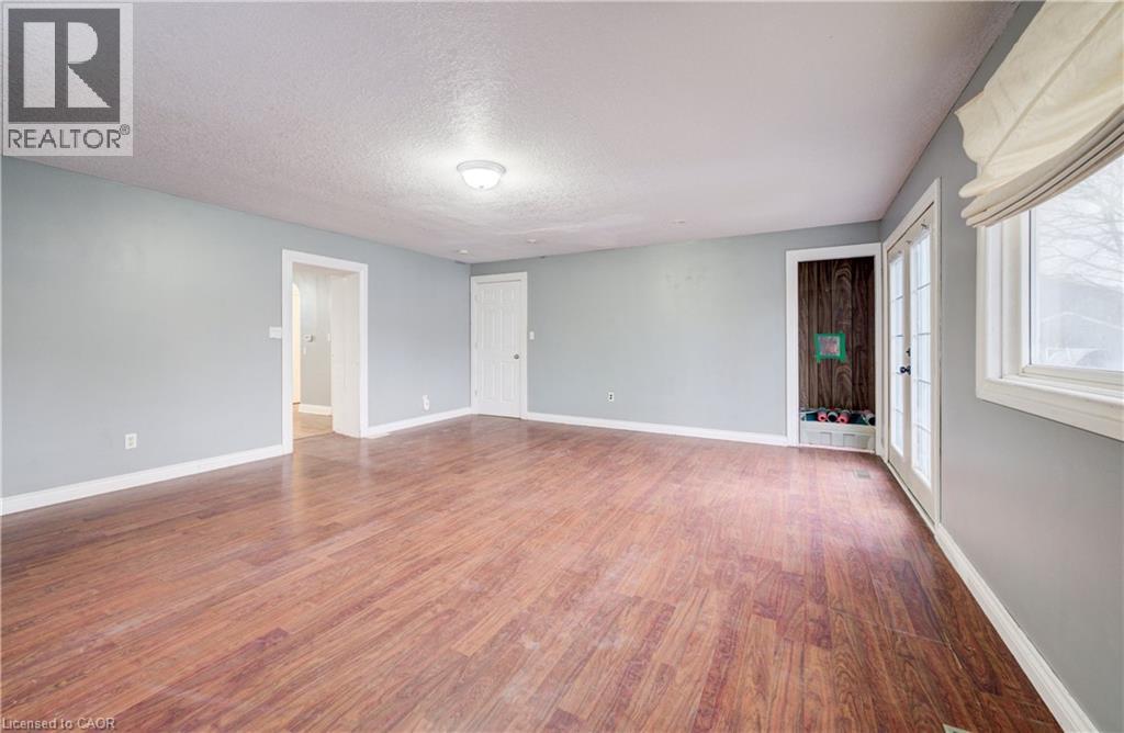 255 N Livingstone Avenue N, Listowel, Ontario  N4W 1P8 - Photo 23 - 40810915