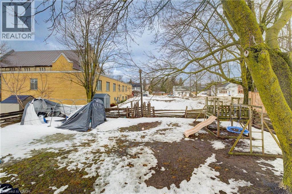 255 N Livingstone Avenue N, Listowel, Ontario  N4W 1P8 - Photo 35 - 40810915