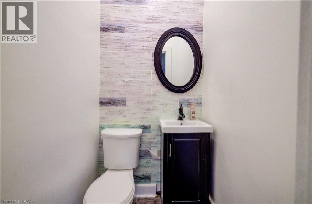 255 N Livingstone Avenue N, Listowel, Ontario  N4W 1P8 - Photo 7 - 40810915