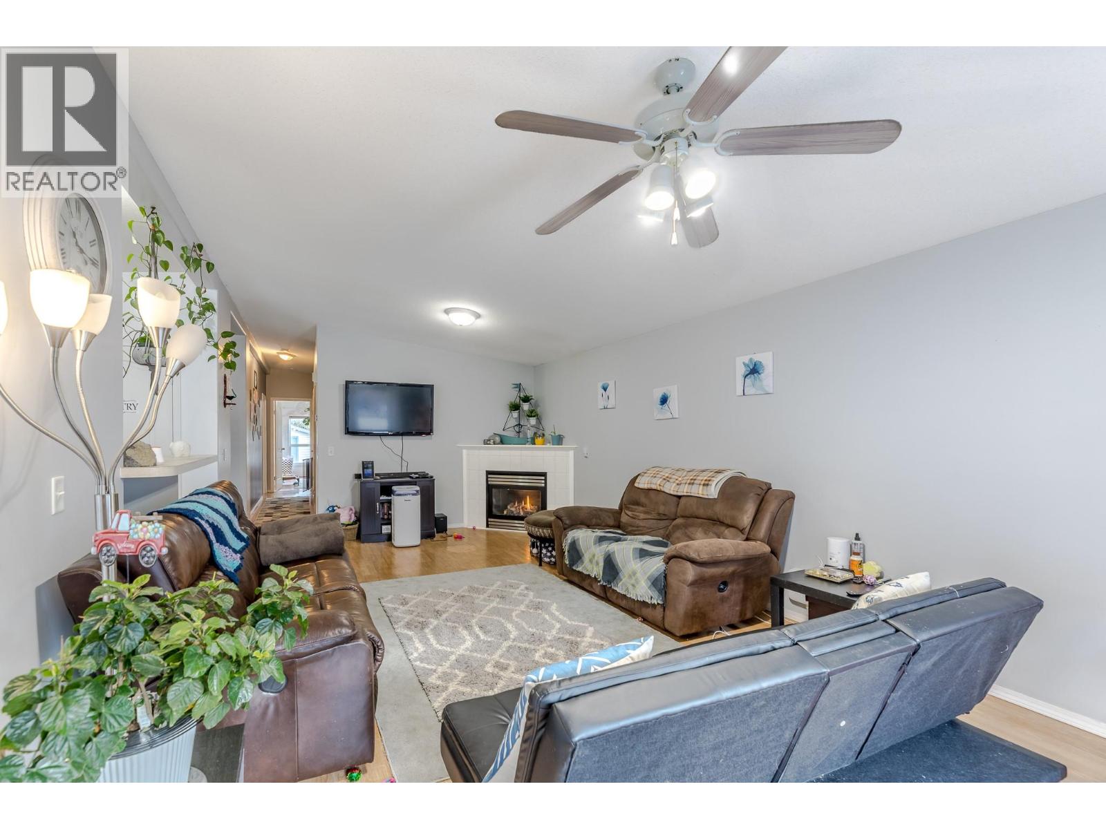 604 10th Avenue, Keremeos, British Columbia  V0X 1N3 - Photo 8 - 10379060