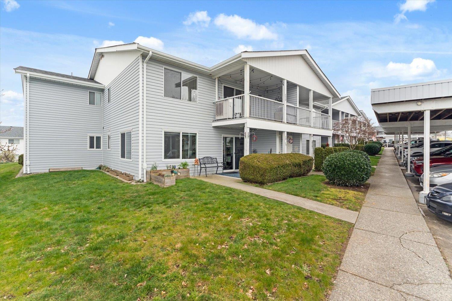 220 32691 GARIBALDI DRIVE, abbotsford, British Columbia