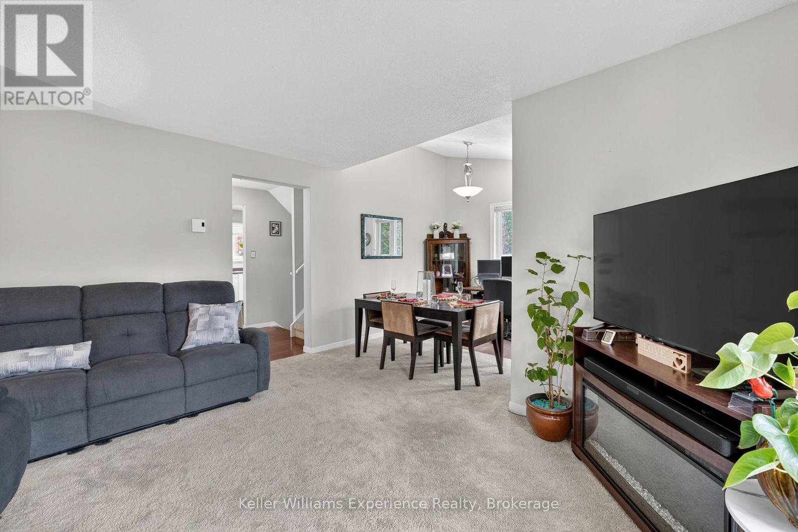 75 Southbank Drive, Bracebridge, Ontario  P1L 1G2 - Photo 9 - X12875760