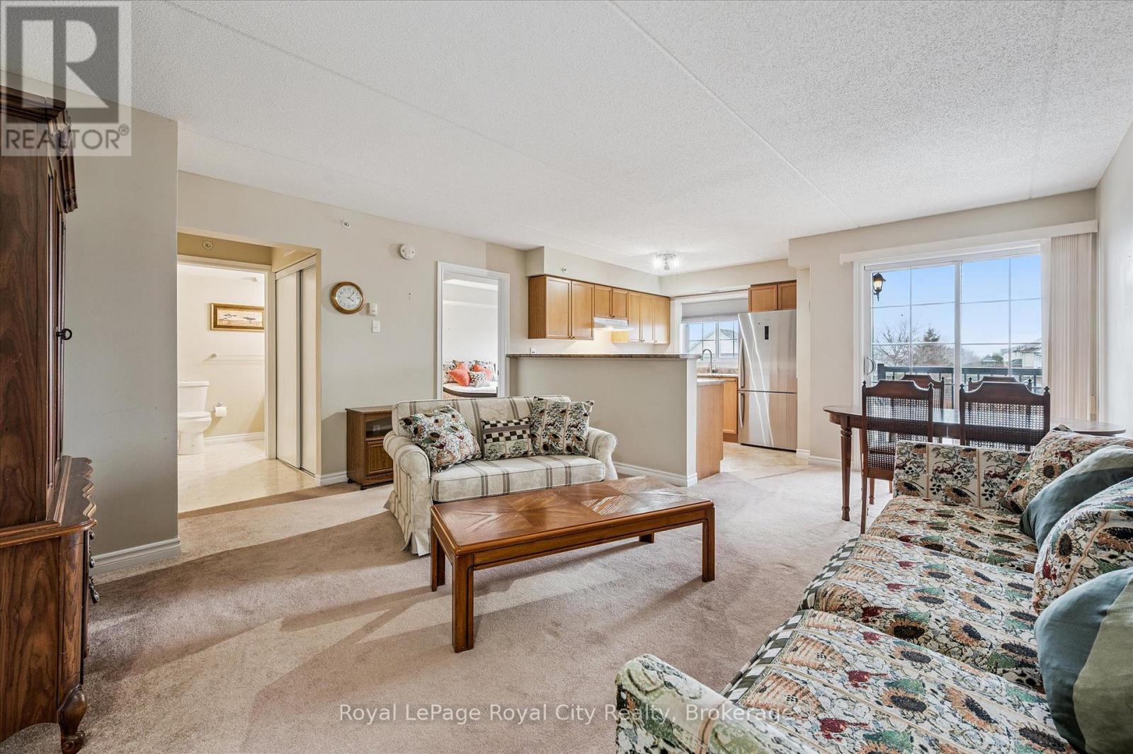 306 - 415 Grange Road, Guelph (Grange Road), Ontario  N1E 0C4 - Photo 2 - X12875786