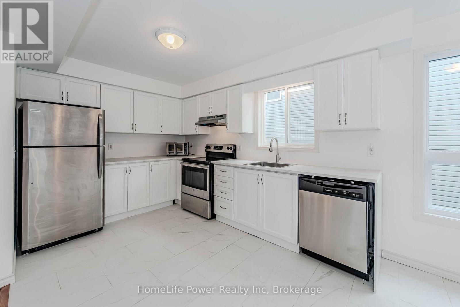 4 Darling Crescent, Guelph (Pineridge/westminster Woods), Ontario  N1L 1P9 - Photo 12 - X12875816