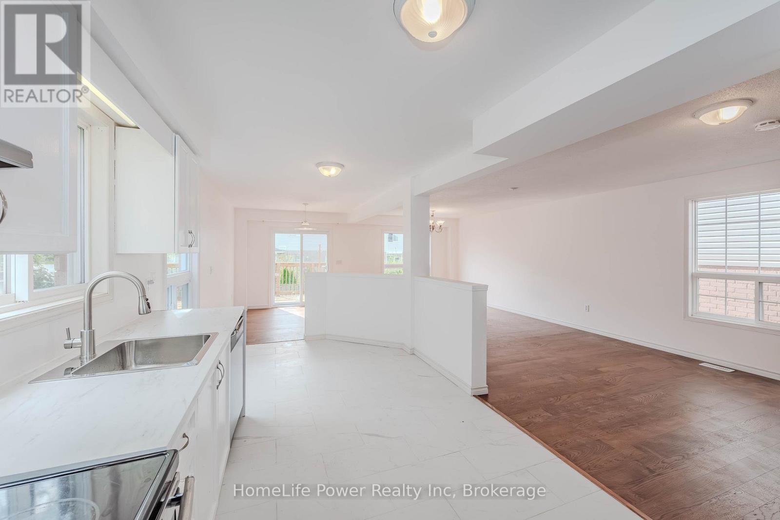 4 Darling Crescent, Guelph (Pineridge/westminster Woods), Ontario  N1L 1P9 - Photo 14 - X12875816