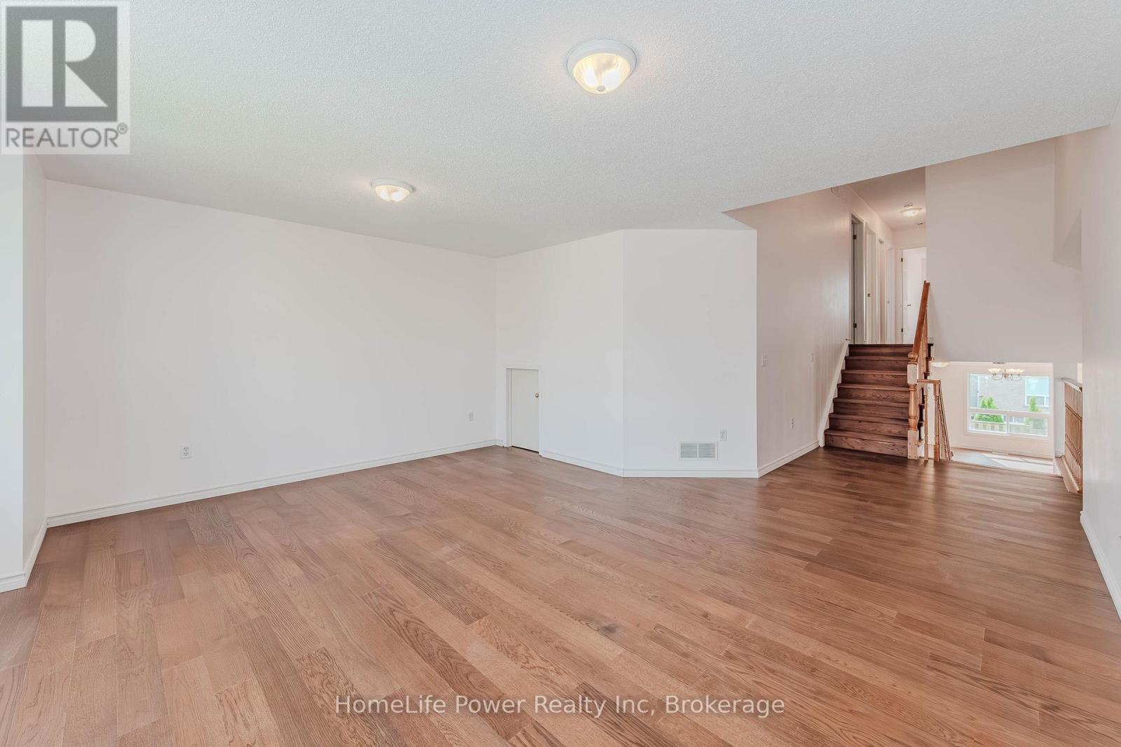 4 Darling Crescent, Guelph (Pineridge/westminster Woods), Ontario  N1L 1P9 - Photo 22 - X12875816